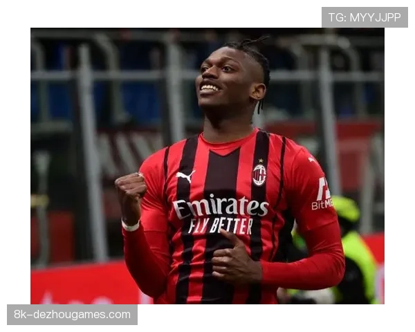 战术复盘：AC米兰如何利用莱奥的牵制力，为身后特奥制造前插压迫空间